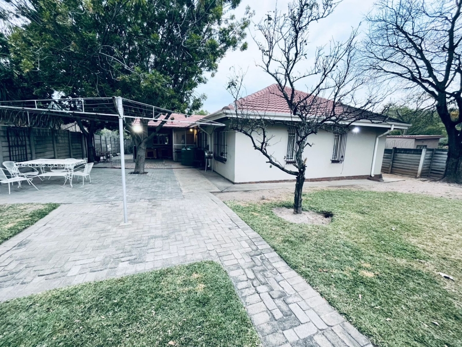 3 Bedroom Property for Sale in Protea Park North West